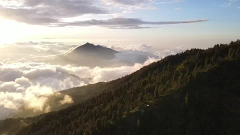 MOUNT AGUNG BALI Video stock 293118643