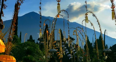 Mount Agung in Bali venting volcano with Besakih Temple Video stock 125349656
