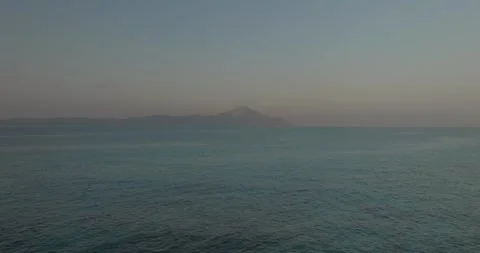 Mount Athos At Dusk Waves And The Aegean Sea  库存影片 250092149