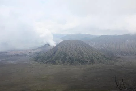 Mount bromo volcano and extinct volcano, java Foto stock