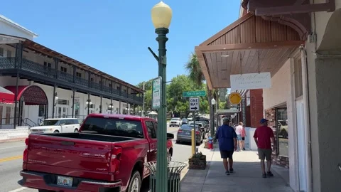 Mount Dora, Florida, USA - 05 09 2024: Walking tour Mount Dora Stock Footage 320822734