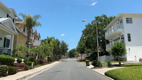 Mount Dora, Florida, USA - 05 09 2024: Walking tour Mount Dora Stock Footage 320822750