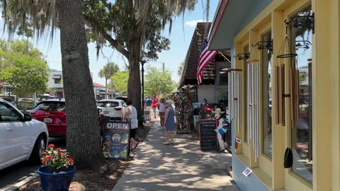 Mount Dora, Florida, USA - 05 09 2024: Walking tour Mount Dora Stock Footage 320822762
