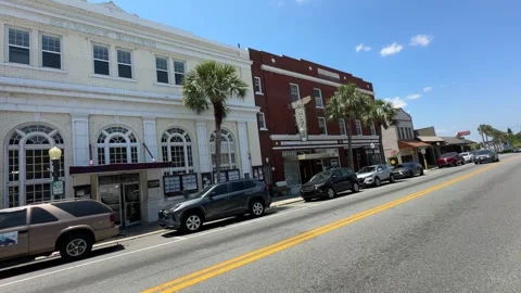 Mount Dora, Florida, USA - 05 09 2024: Walking tour Mount Dora Stock Footage 320822771