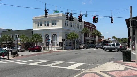 Mount Dora, Florida, USA - 05 09 2024: Walking tour Mount Dora Stock Footage 320822779