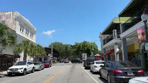 Mount Dora, Florida, USA - 05 09 2024: Walking tour Mount Dora Stock Footage 320822783