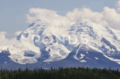 Mount Drum, Wrangell Mountains, Wrangell National Park, Alaska, USA Stock Photos