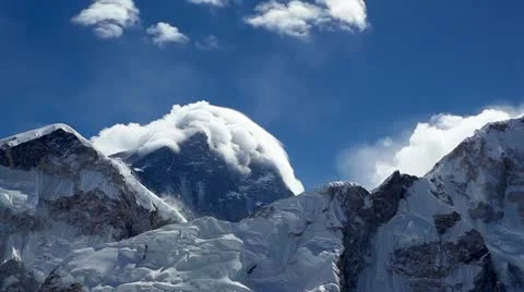 Mount Everest's lenticular cloud Stock Footage 24673417