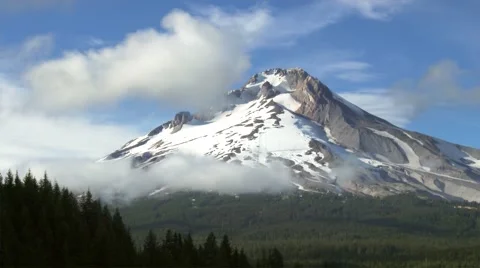 Mount Hood in Summer, 4K Stock-Footage 41060358