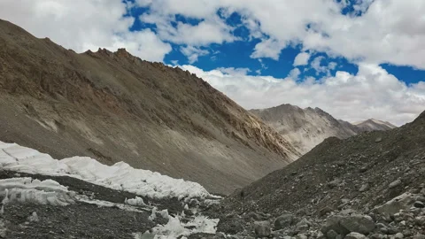 Mount Kailash, Kora Tibet Vídeos de archivo 105927300