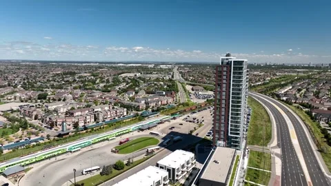 Mount Pleasant GO Train Station 스톡 동영상 285861459