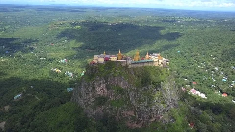 Mount Popa Stockbeeldmateriaal 81369359