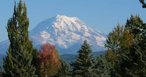 Mount Rainier in true 4K Stock Footage 57380920