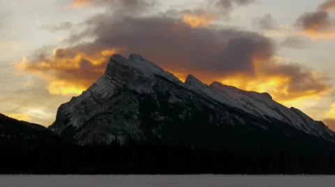 Mount Rundle Sunrise Stock Footage 32284193
