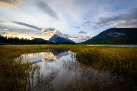 Mount Rundle in sunset light Banff National Park Foto stock