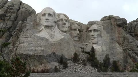 Mount Rushmore on a cloudy day, Black Hills Region of South Dakota Stockbeeldmateriaal 276891561