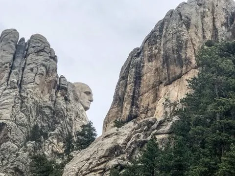 Mount Rushmore Side View - Thomas Jefferson Stock Photos