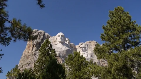 Mount Rushmore wide by DWKing Video stock 103426571