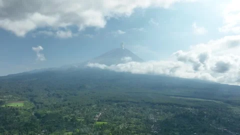 Mount Semeru - Lumajang - East Java - Indonesia 스톡 동영상 345965680