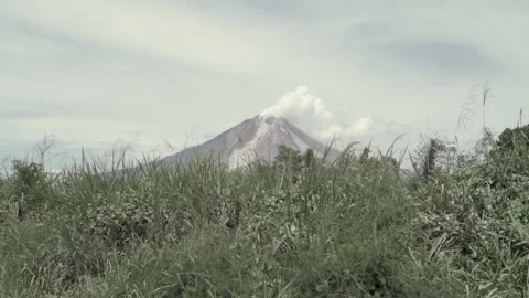 Mount Sinabung Volcano Eruption Pyroclastic Flow Karo North Sumatra Indonesia Stock Footage 136871385