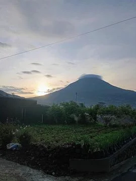 Mount sindoro Fotos de archivo