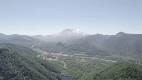 Mount St Helens Drone Approach Stock-Footage 206247442