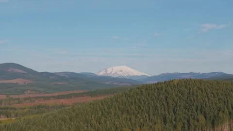 Mount St. Helens slow pan Stock Footage 307237231