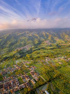 Mount Sumbing covered in clouds located in Magelang, Central Java Indonesia Foto stock