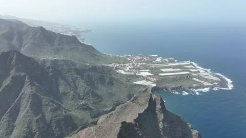 Mountain aerial of cliffs, high mountains, along the Atlantic coast line 스톡 동영상 170228841