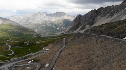 Mountain alps roads Video stock 106901880