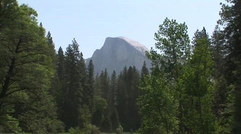 Mountain and river Vídeo Stock 478909