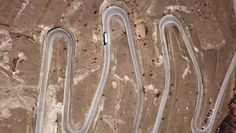 Mountain bends 스톡 동영상 219856881