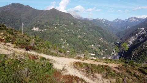 Mountain Bike 動画素材 140990544