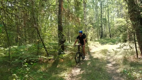 Mountain bike Video stock 248309971