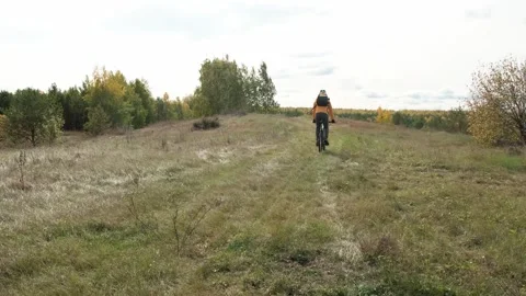 Mountain bike Video stock 252193634