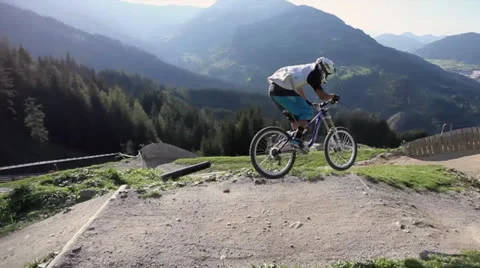 Mountain bike jump Stock Footage 25891967