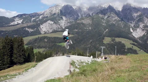 Mountain bike jump Stock Footage 25893400