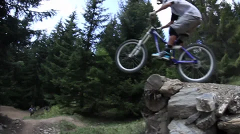 Mountain bike jump Stock Footage 25894645