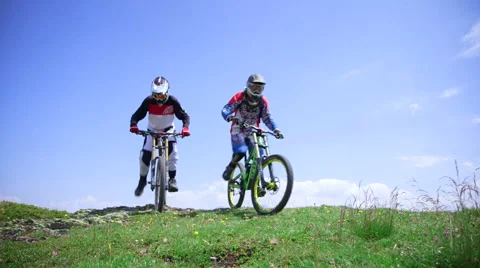 Mountain bikers leaving Stock Footage 47164300
