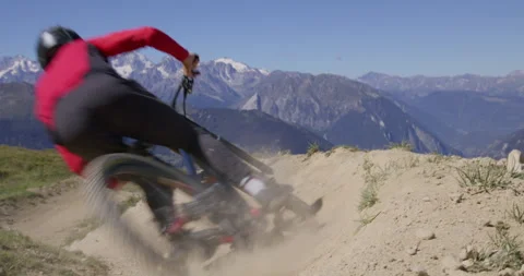 Mountain Biking in the Alps Видео 276235031