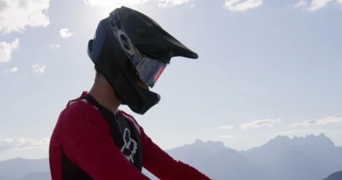 Mountain Biking in the Alps Видео 276235071