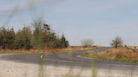 Mountain Biking in The Countryside Vídeo Stock 128593085
