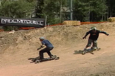 Mountain Boarder Tumble 動画素材 27129983