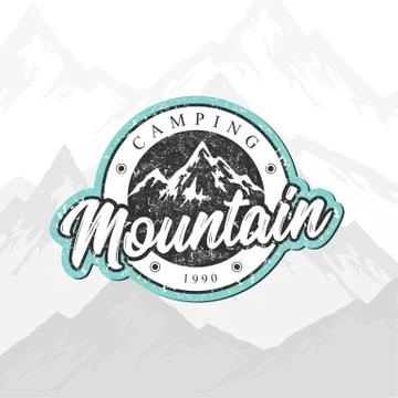 Mountain camping hand drawn vector logo with rocky peaks, lettering and textu Illustrazione stock