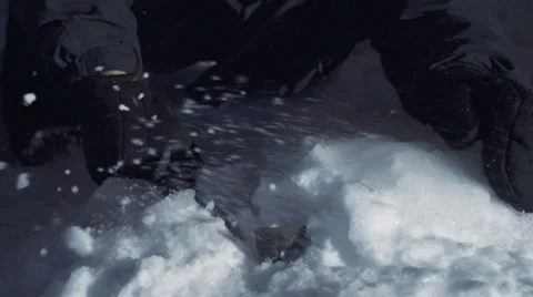 Mountain Climber with Ice Axe close high angle slomo 스톡 동영상 22575483