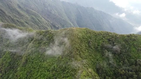 MOUNTAIN CLOUDS 動画素材 221996934