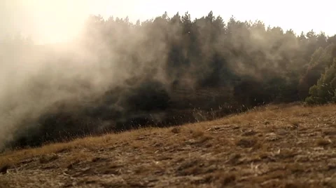 Mountain Clouds in Sunset Vídeos de archivo 58586582