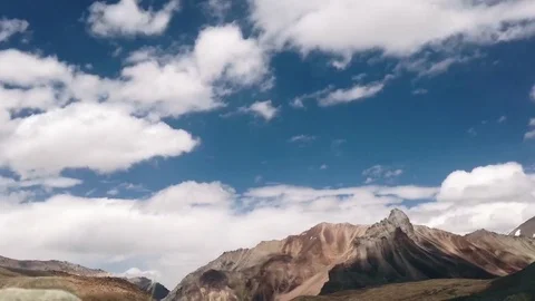 Mountain &amp; Clouds Timelapse 库存影片 84007145