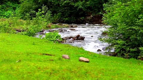 Mountain Creek Video stock 80003050