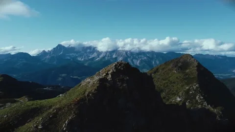 Mountain Drone footage Vídeos de archivo 168254586